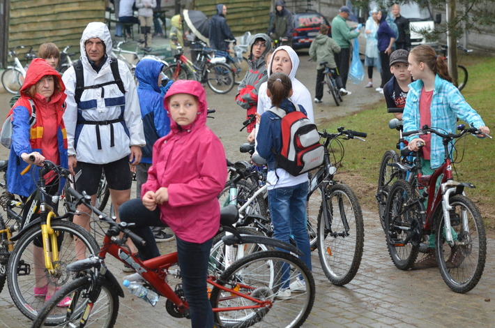 Rajdowiczom deszcz niestraszny