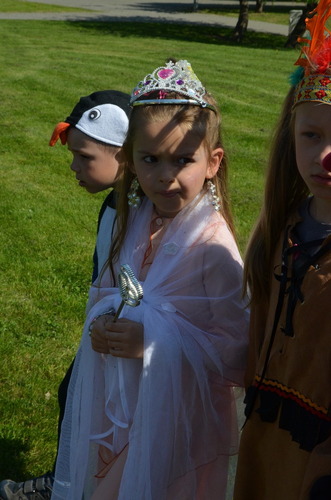 Bohaterowie bajek zabawili się w naszym parku