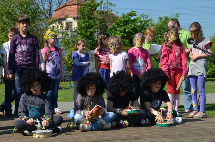 Bohaterowie bajek zabawili się w naszym parku
