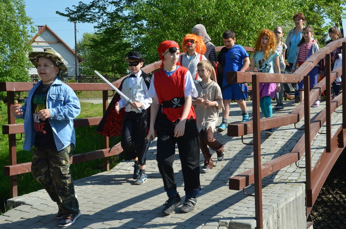 Bohaterowie bajek zabawili się w naszym parku