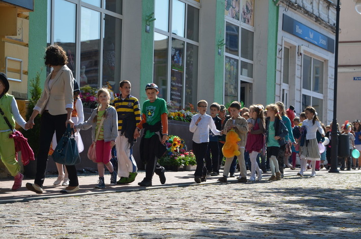Bohaterowie bajek zabawili się w naszym parku