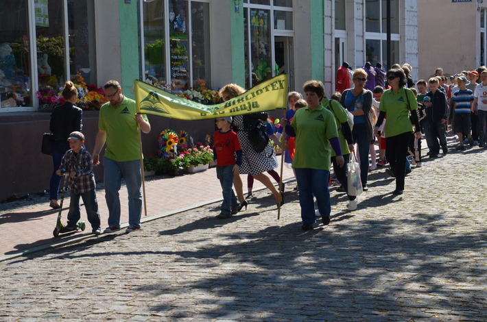Bohaterowie bajek zabawili się w naszym parku