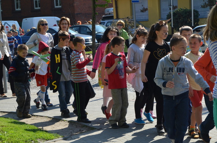 Bohaterowie bajek zabawili się w naszym parku