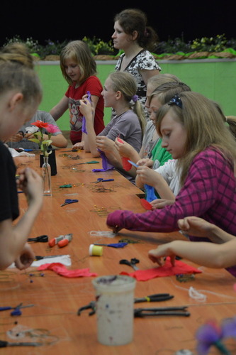 Twórcza zabawa w Cekcynie ZDJĘCIA