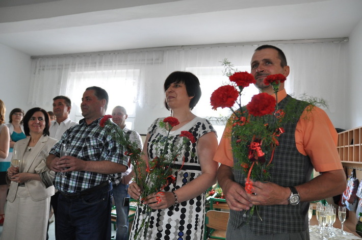 Po 30 latach usłyszeli ten sam szkolny dzwonek  ZDJĘCIA