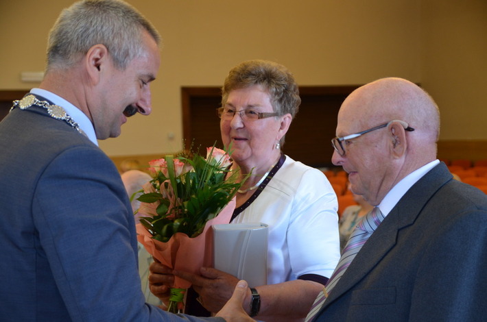 Na żaden inny medal nie pracuje się tak długo  ZDJĘCIA