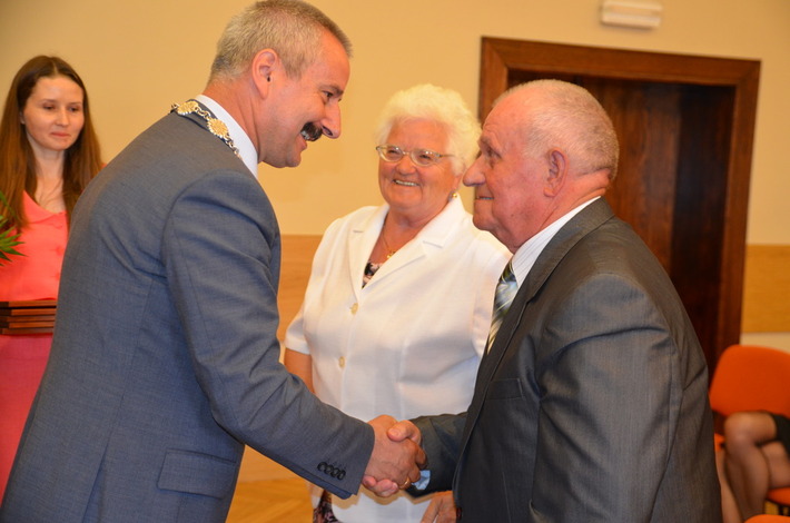 Na żaden inny medal nie pracuje się tak długo  ZDJĘCIA