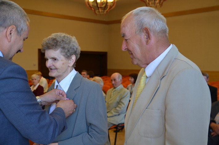 Na żaden inny medal nie pracuje się tak długo  ZDJĘCIA