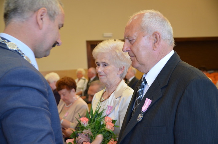Na żaden inny medal nie pracuje się tak długo  ZDJĘCIA