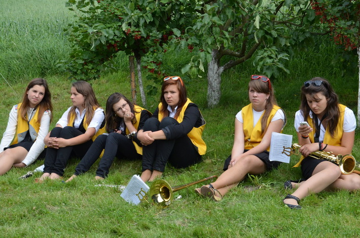 Siłę orkiestr poczuliśmy pod klasztorem