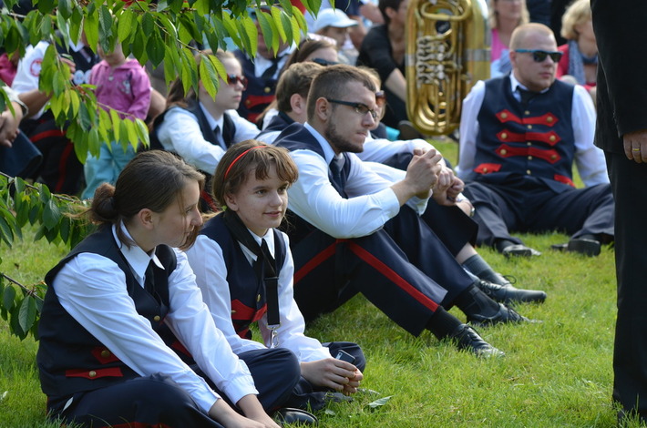 Siłę orkiestr poczuliśmy pod klasztorem