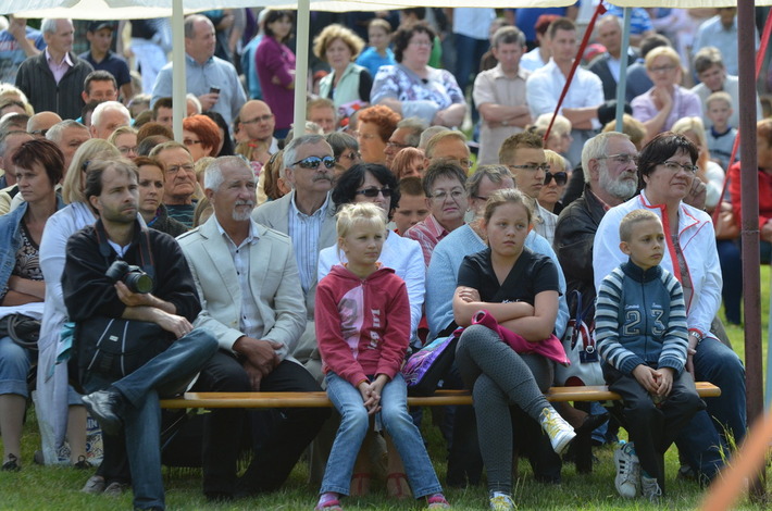Siłę orkiestr poczuliśmy pod klasztorem