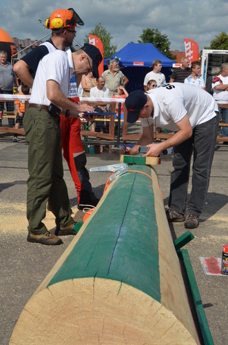 Łotysz najlepszym drwalem Europy  ZDJĘCIA