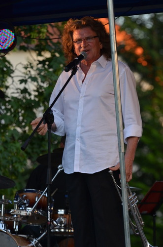 Wodecki zaśpiewał na finał  ZDJĘCIA