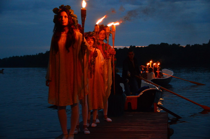 Tańce i poszukiwania - ZDJĘCIA