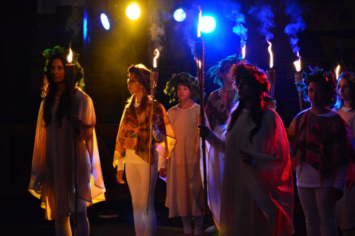 Tańce i poszukiwania - ZDJĘCIA