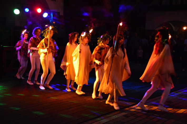 Tańce i poszukiwania - ZDJĘCIA