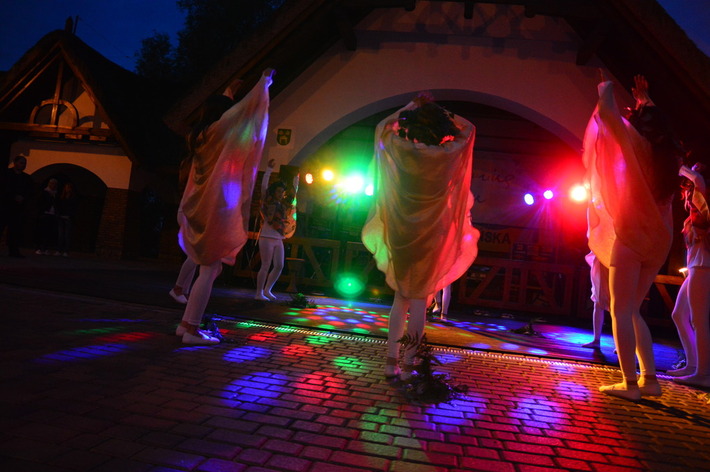 Tańce i poszukiwania - ZDJĘCIA