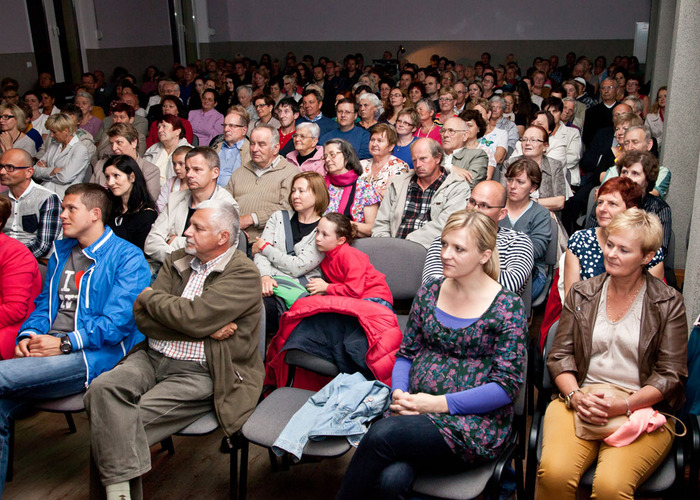 Owacja dla Wójcickiego  ZDJĘCIA