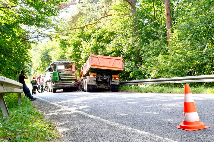 Zderzenie w Gołąbku - ZDJĘCIA