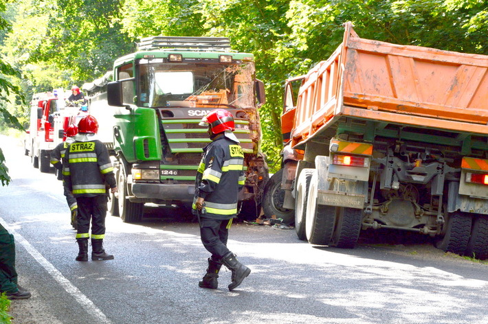 Zderzenie w Gołąbku - ZDJĘCIA