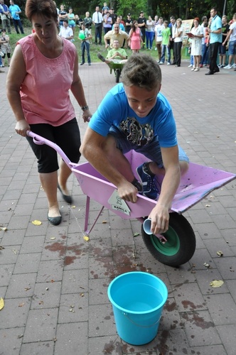 Szalonej rywalizacji w Kęsowie nie zabrakło ZDJĘCIA