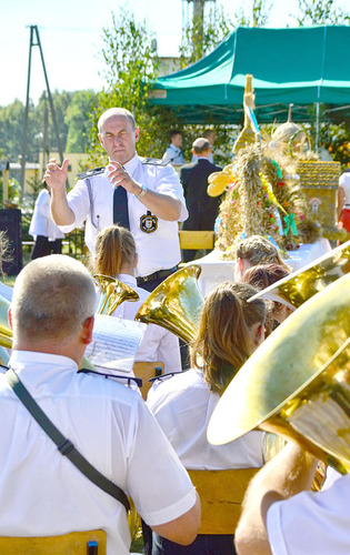 Słoneczne święto na zakończenie ciężkiej pracy