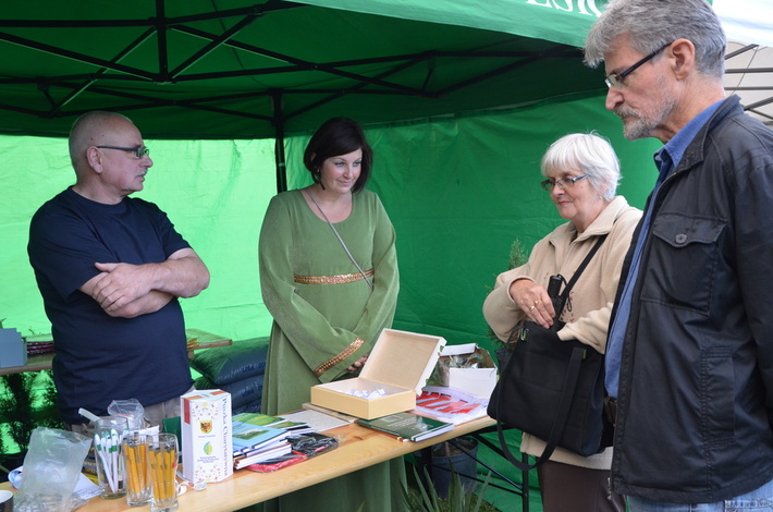Aż 600 osób w historycznym pochodzie! ZDJĘCIA