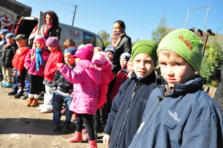 Żużlowiec Szymon Woźniak odwiedził dzieci! ZDJĘCIA
