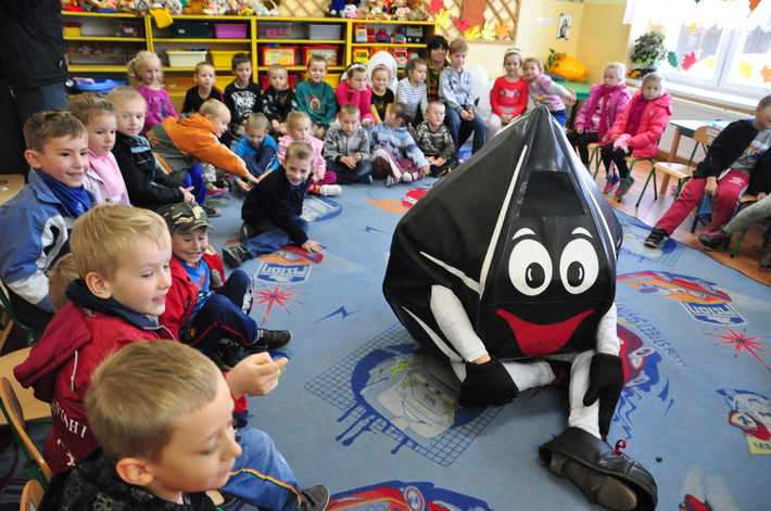Żużlowiec Szymon Woźniak odwiedził dzieci! ZDJĘCIA