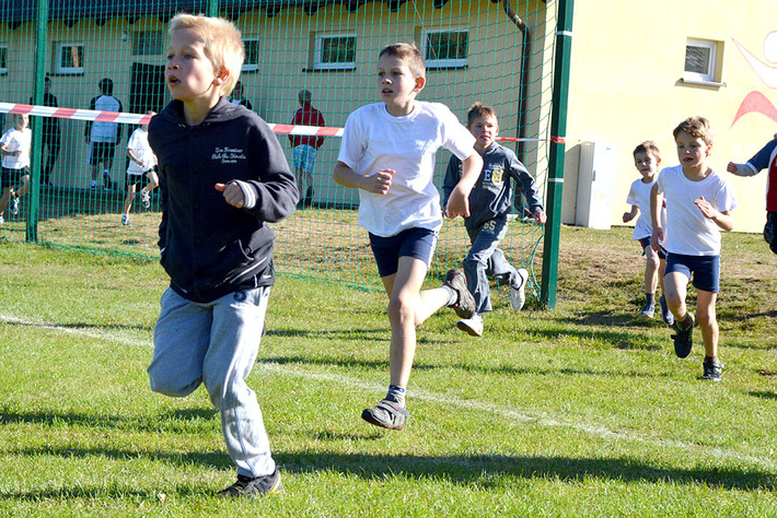 200 osób w Biegu Kasztelańskim ZDJĘCIA