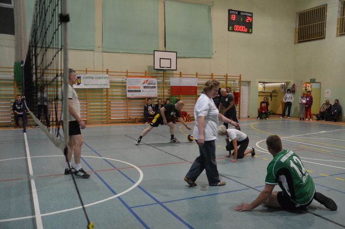 Rozgrywki samorządowców GALERIA