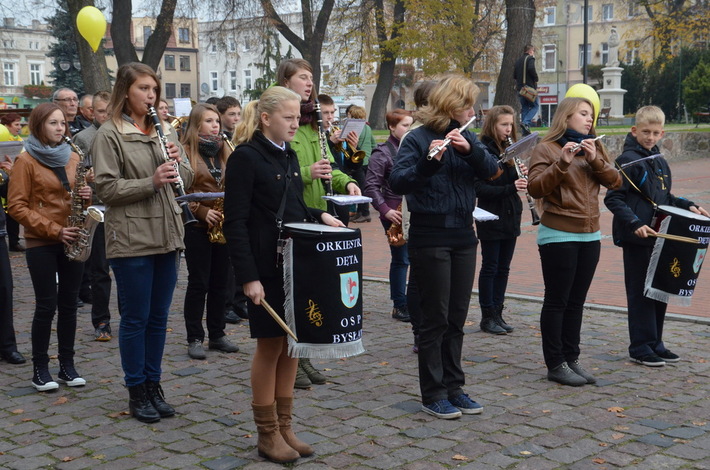 Ostatnio zebrali prawie 20 tysięcy. Niech wiosną będzie więcej! GALERIA