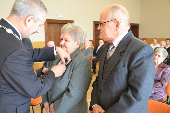 24 pary przeżyły ze sobą tyle lat ZDJĘCIA