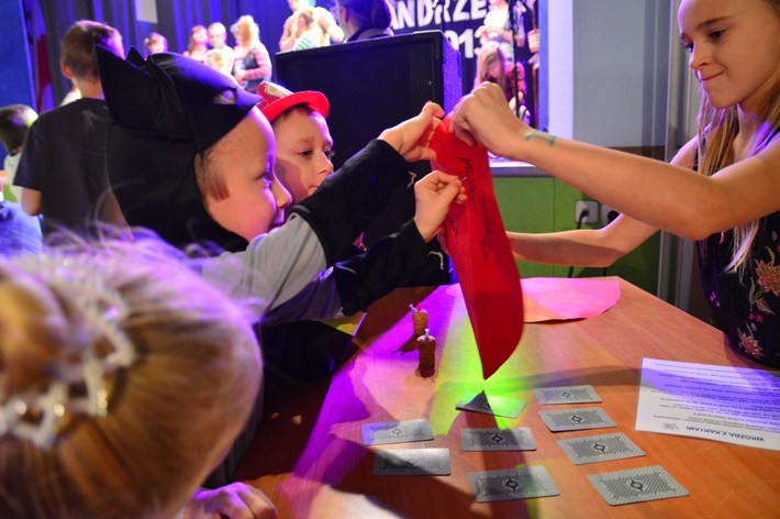 Wieczór wróżb, magii i świetnej zabawy ZDJĘCIA