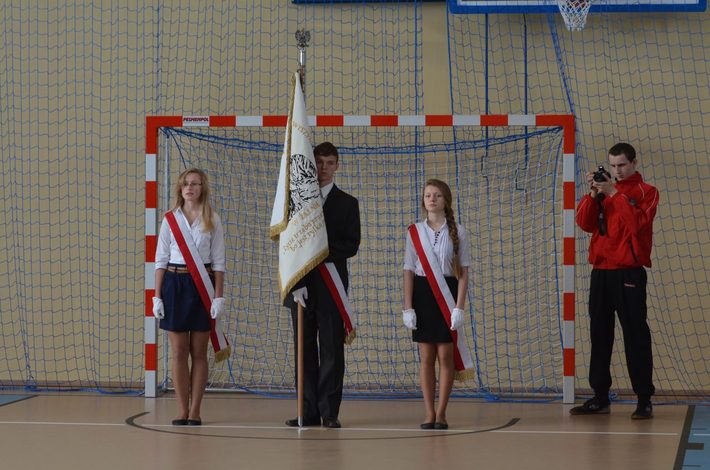 Hala za półtora miliona - ?dzieło wielu rąk?