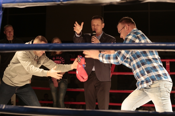 Boks: Zobacz, jak Godlewski zbił Ormianina - 2 CZĘŚĆ GALERII