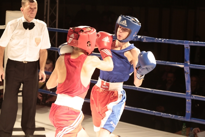 Boks: Zobacz, jak Godlewski zbił Ormianina - 2 CZĘŚĆ GALERII