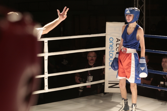 Boks: Zobacz, jak Godlewski zbił Ormianina - 2 CZĘŚĆ GALERII