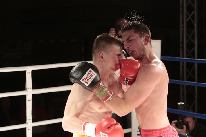 Boks: Zobacz, jak Godlewski zbił Ormianina - 2 CZĘŚĆ GALERII