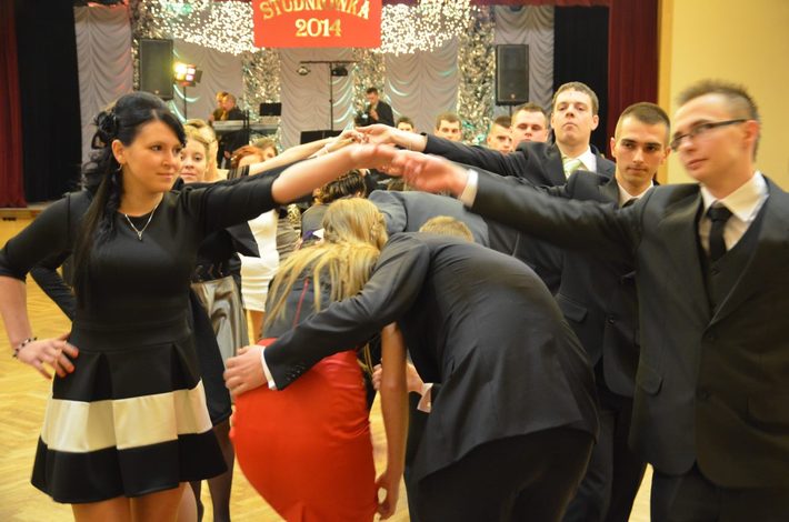 Studniówki czas zacząć! ZDJĘCIA