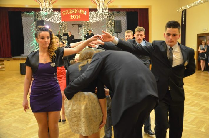 Studniówki czas zacząć! ZDJĘCIA