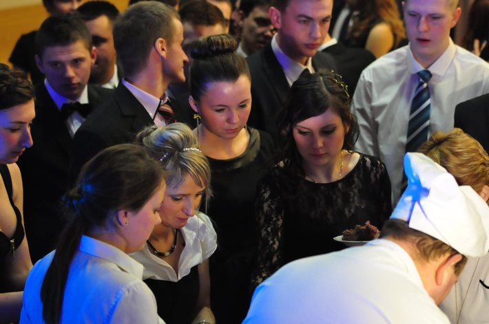 Z pieczonym dzikiem na sto dni przed maturą ZDJĘCIA