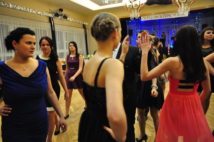 Z pieczonym dzikiem na sto dni przed maturą ZDJĘCIA