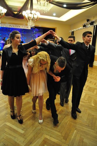 Z pieczonym dzikiem na sto dni przed maturą ZDJĘCIA