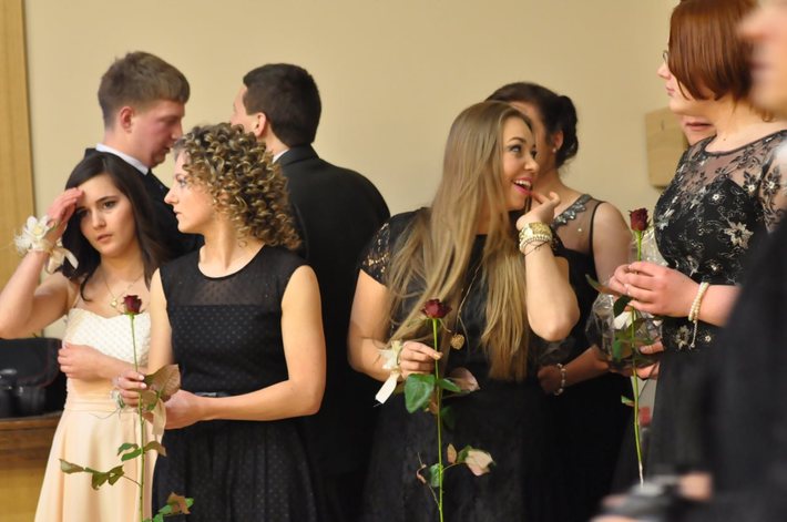 Z pieczonym dzikiem na sto dni przed maturą ZDJĘCIA