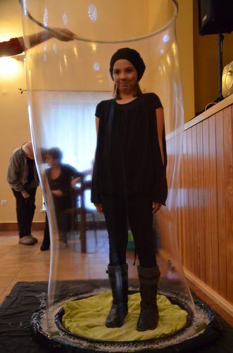 Zamknięci w... mydlanej bańce ZDJĘCIA