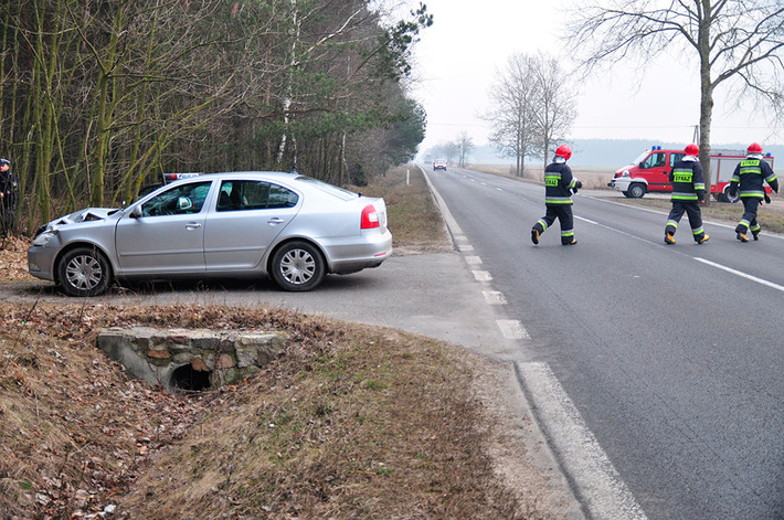 Kolizja z taką przyczepą na najbardziej ruchliwej drodze  ZDJĘCIA