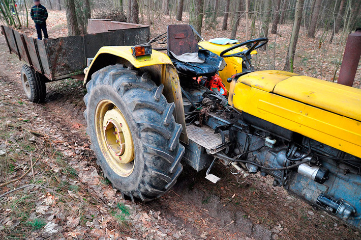 Kolizja z taką przyczepą na najbardziej ruchliwej drodze  ZDJĘCIA