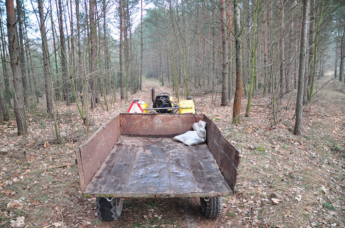 Kolizja z taką przyczepą na najbardziej ruchliwej drodze  ZDJĘCIA
